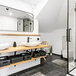 Modern In On Location