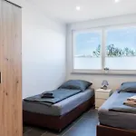 Modern In On Location * Selm