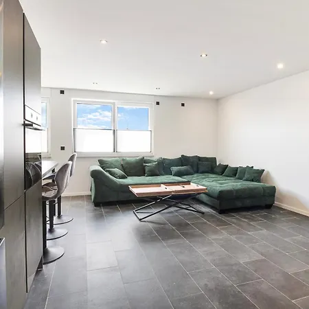 Apartment Modern In On Location *