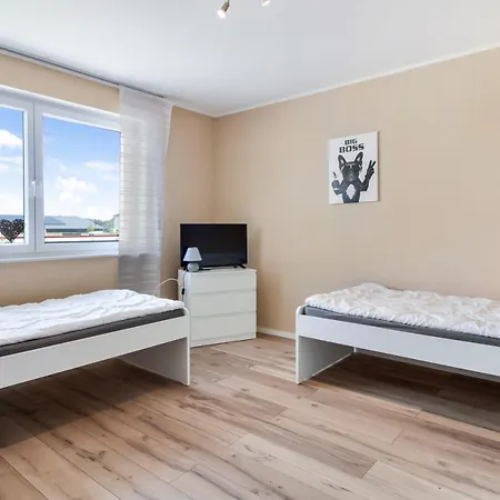 Modern In On Location 公寓 *