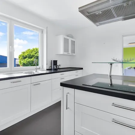 Modern In On Location * Selm