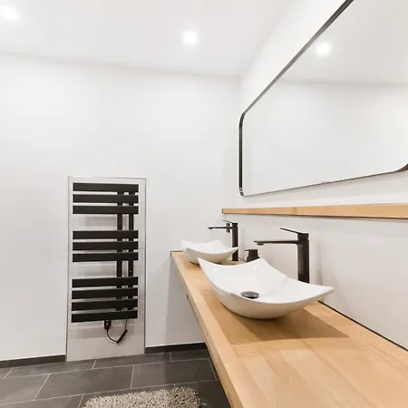 Modern In On Location Apartment