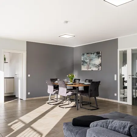 Appartement Modern In On Location