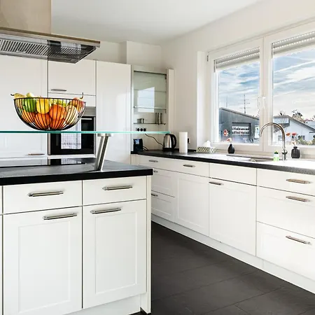 Modern In On Location *