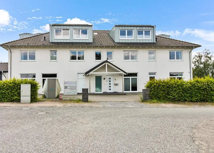 Modern In On Location Apartman