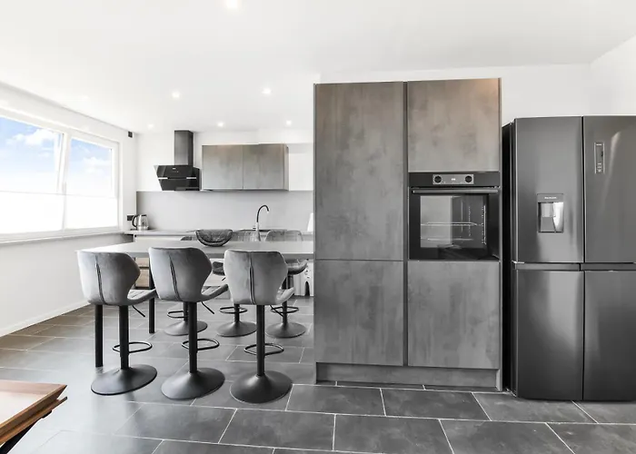 Modern In On Location Apartman *