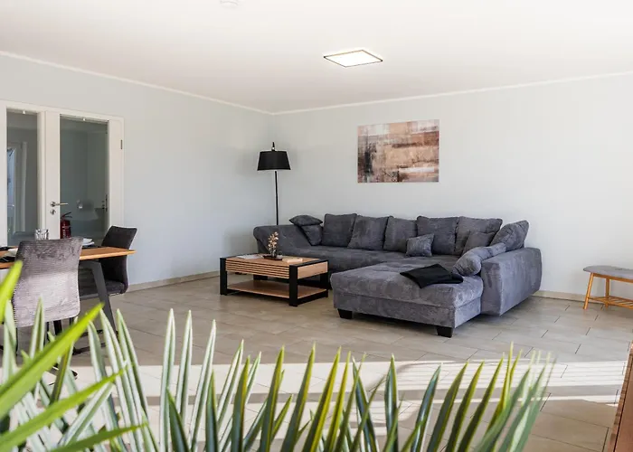 Modern In On Location Апартаменты *