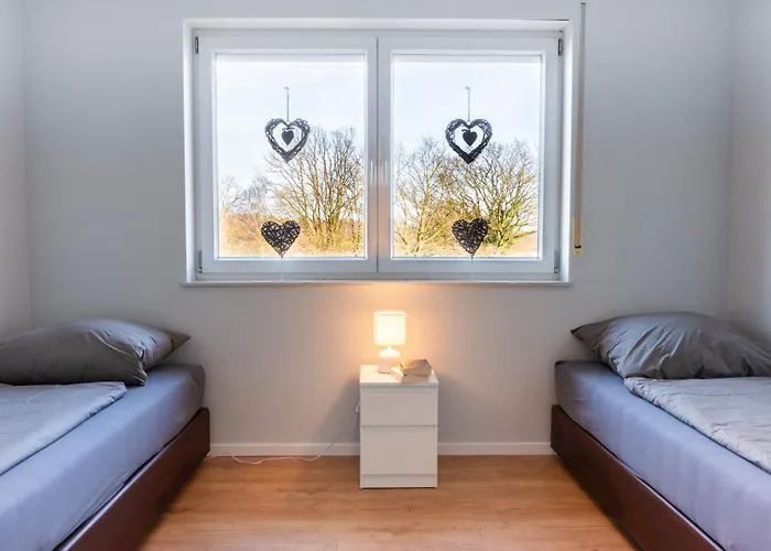 Modern In On Location