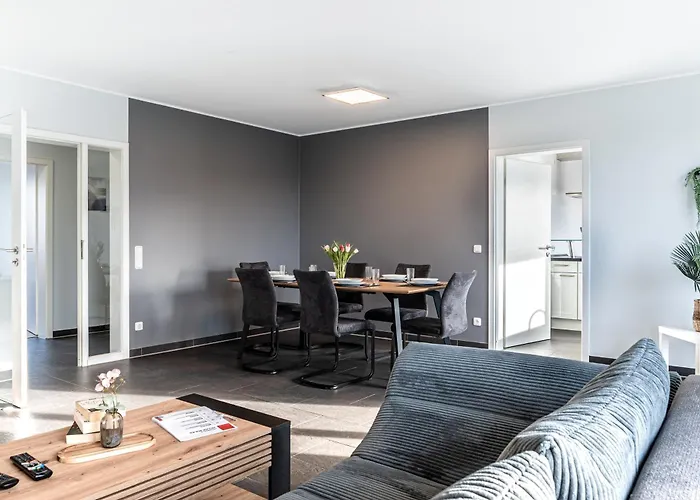 Апартаменты Modern In On Location *