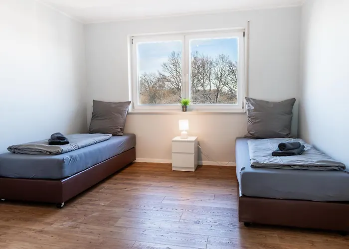 Modern In On Location Апартаменты *